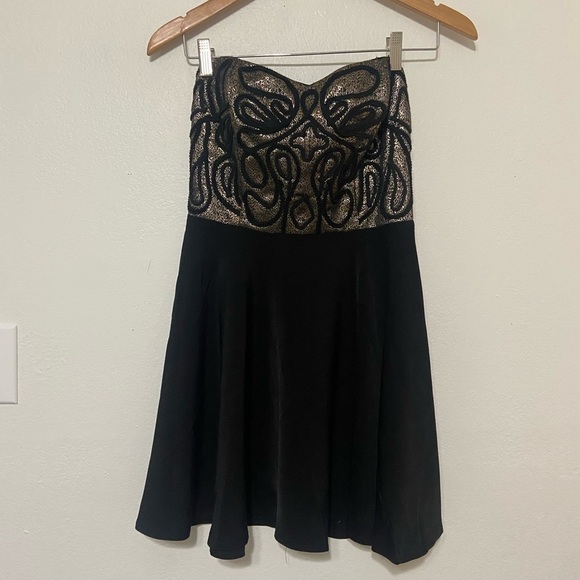 Mustard Seed women's S strapless gold/black mini cocktail dress EUC - Picture 2 of 6